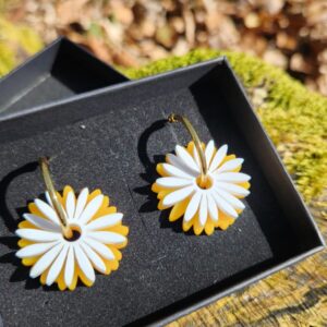 créoles boucles d'oreilles pâquerette